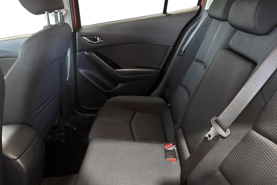 MAZDA Mazda3 2017