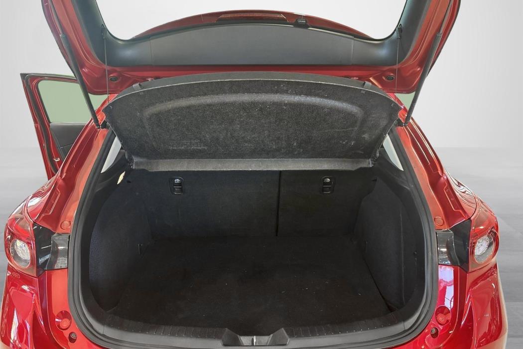 MAZDA Mazda3 2017