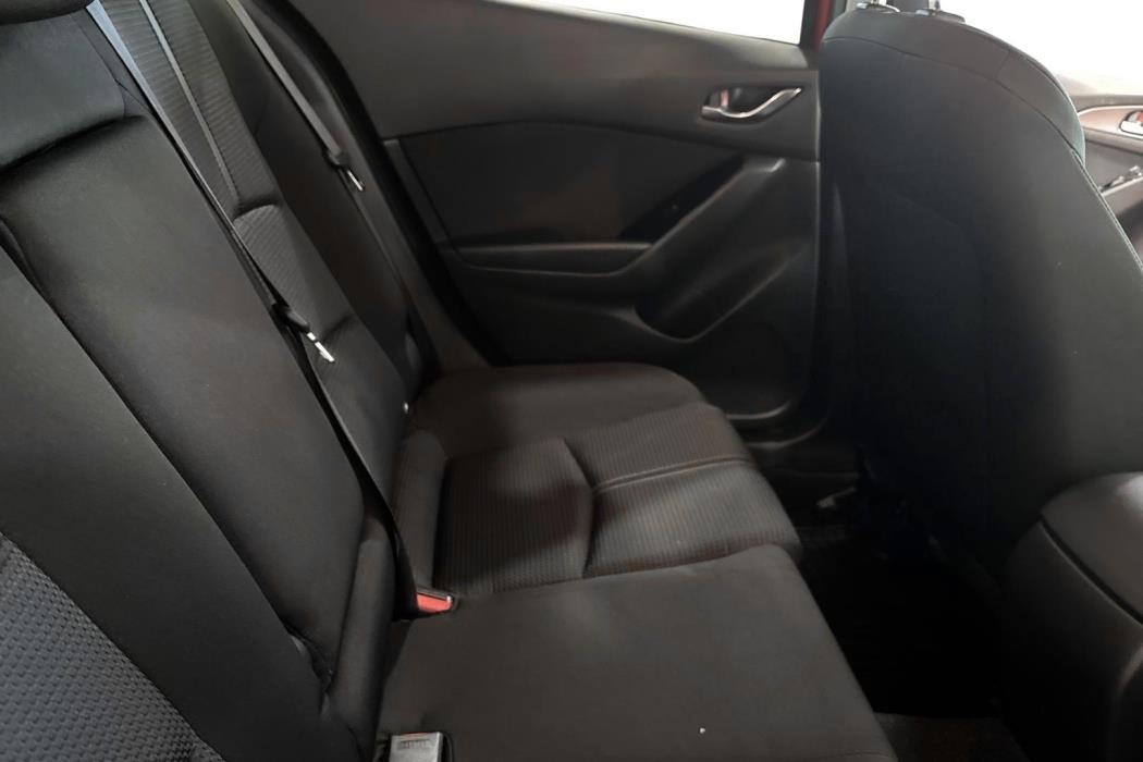 MAZDA Mazda3 2017