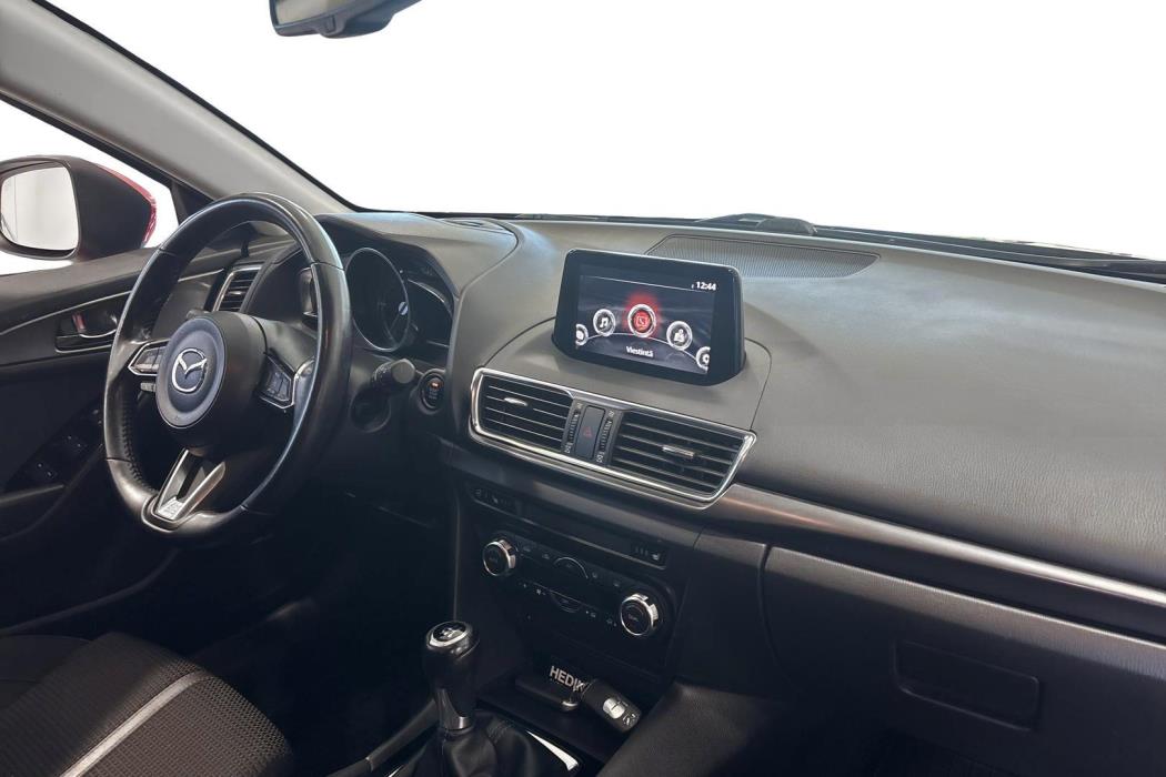 MAZDA Mazda3 2017