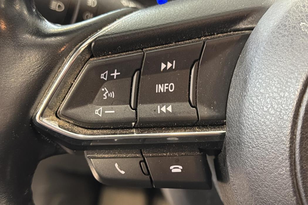 MAZDA Mazda3 2017