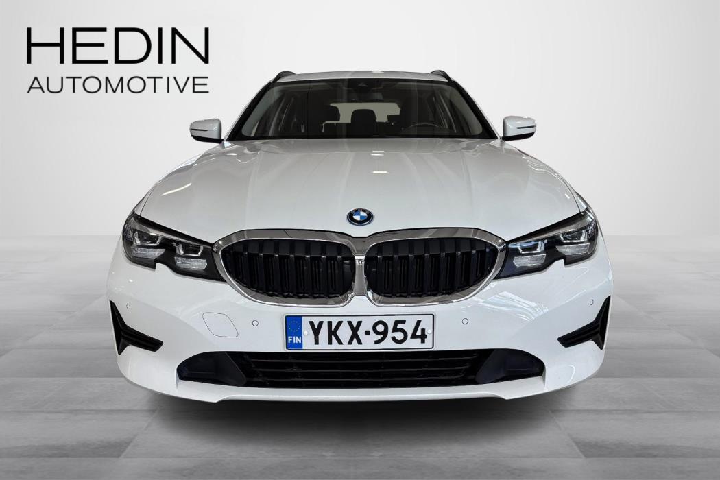 BMW 320 2022