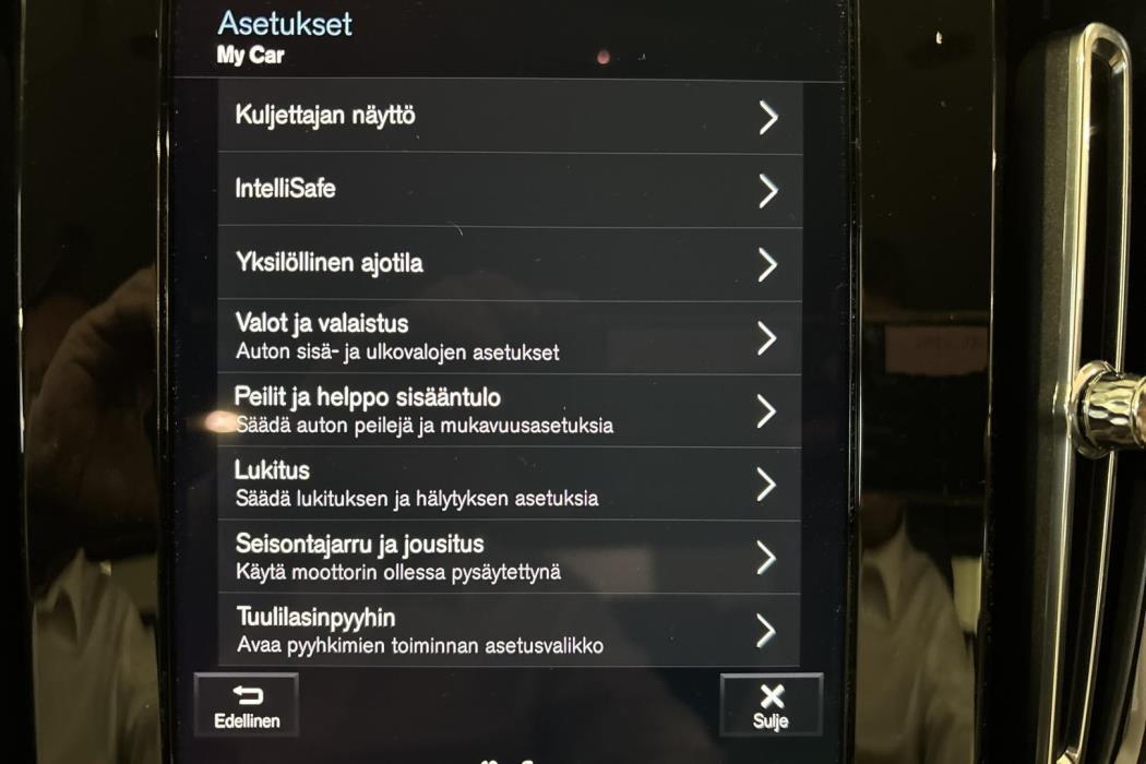 VOLVO XC40 2021