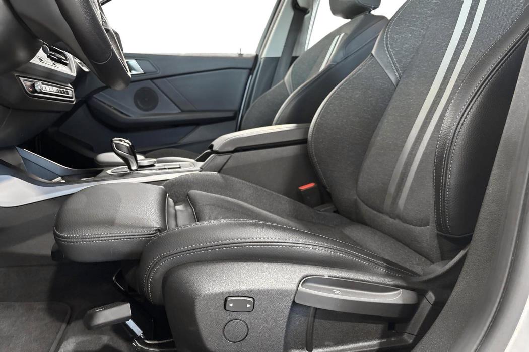 BMW 118 2023