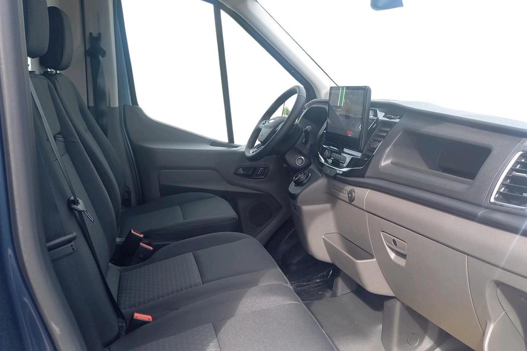 FORD TRANSIT 2025