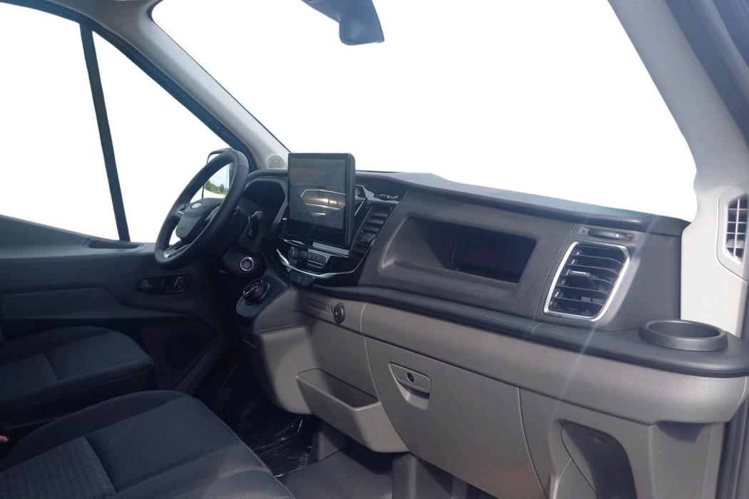 FORD TRANSIT 2025