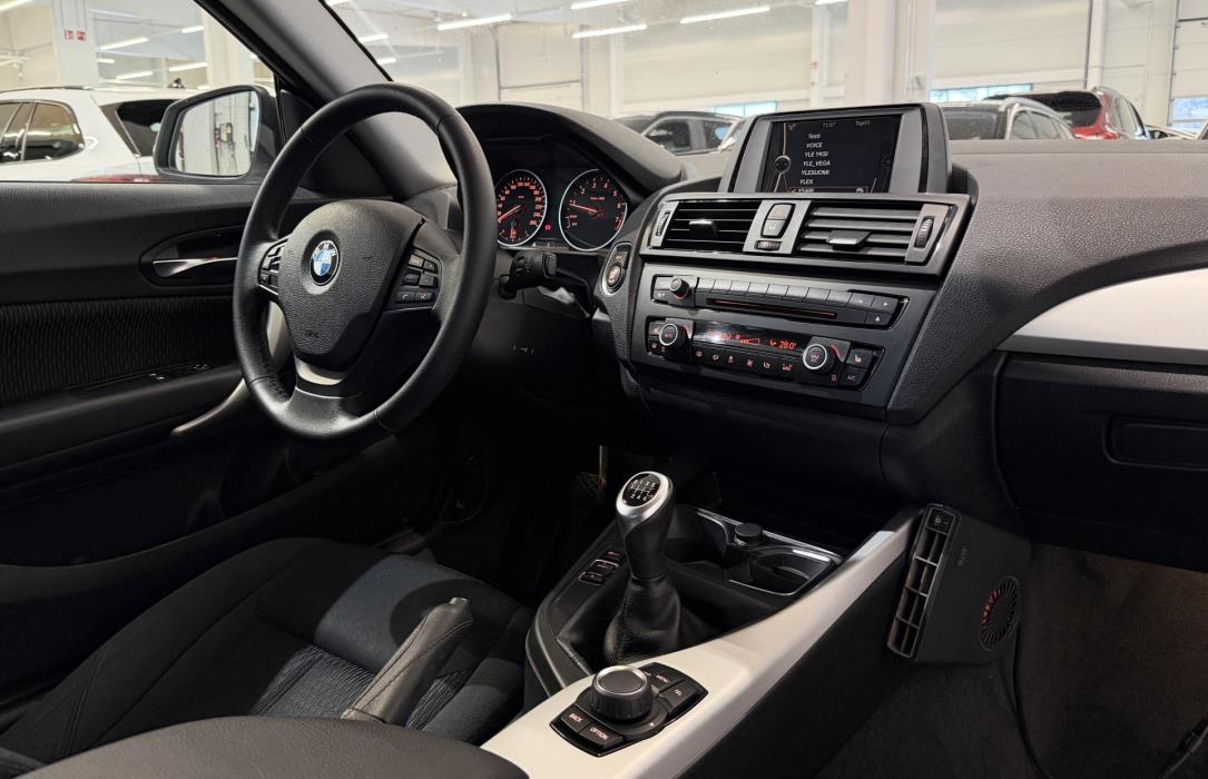 BMW 114 2013