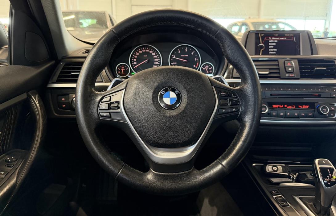 BMW 320 2013