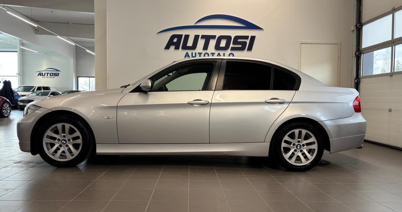 BMW 318 2007
