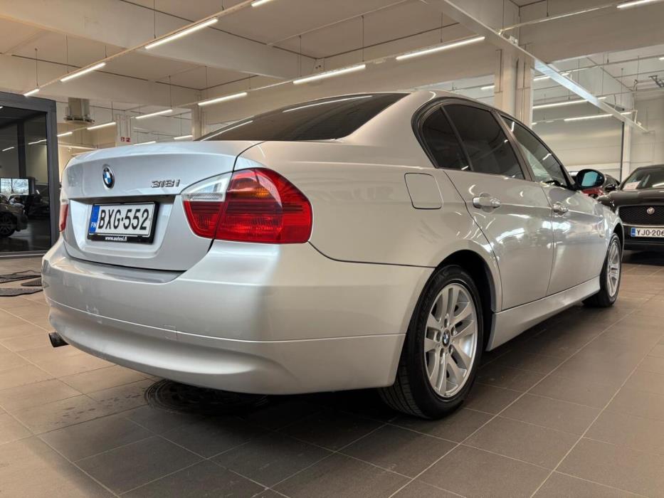 BMW 318 2007