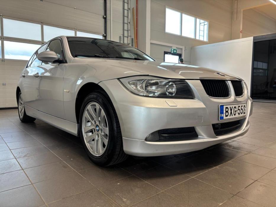 BMW 318 2007