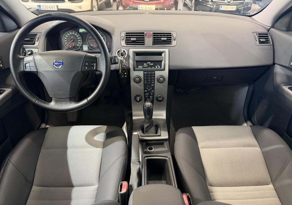 VOLVO C30 2007