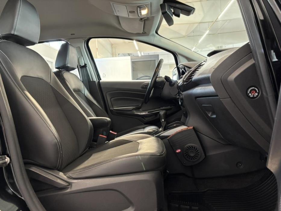 FORD EcoSport 2017