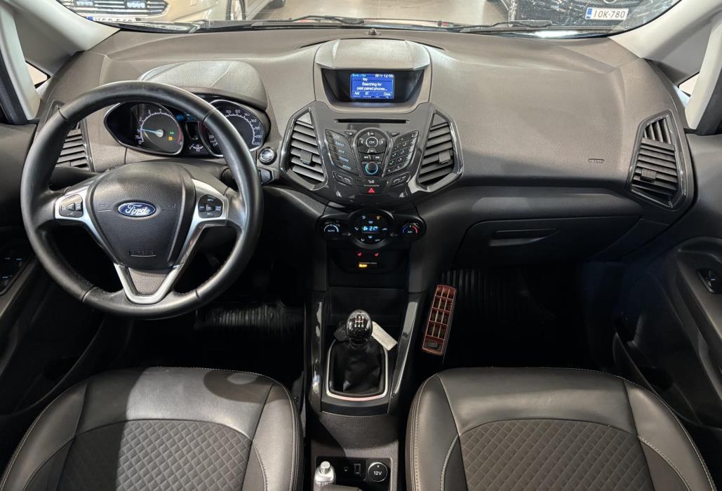 FORD EcoSport 2017