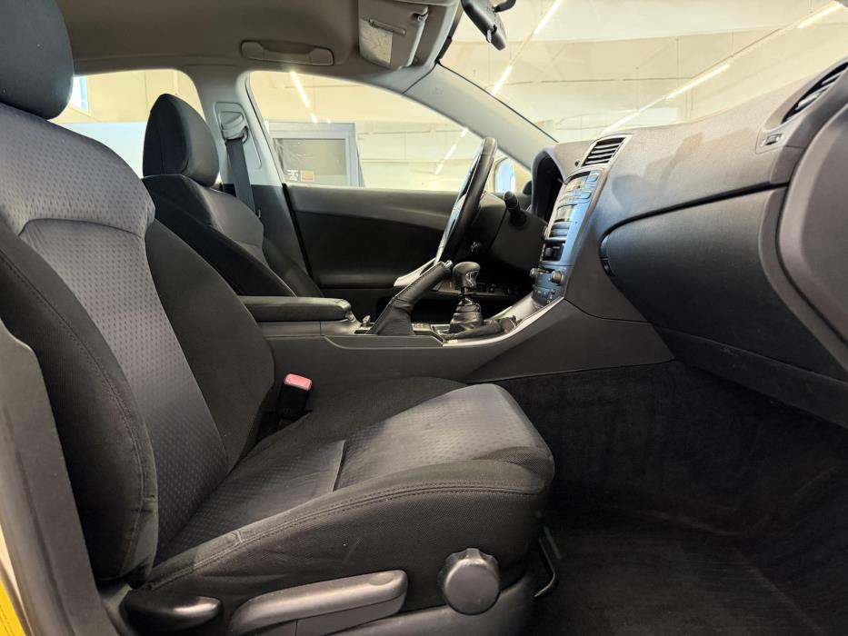 LEXUS IS 2006