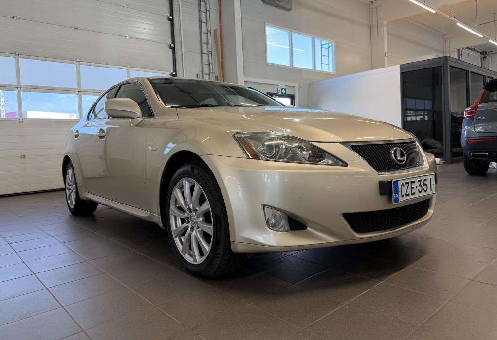 LEXUS IS 2006