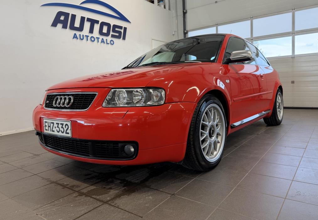 AUDI S3 2001