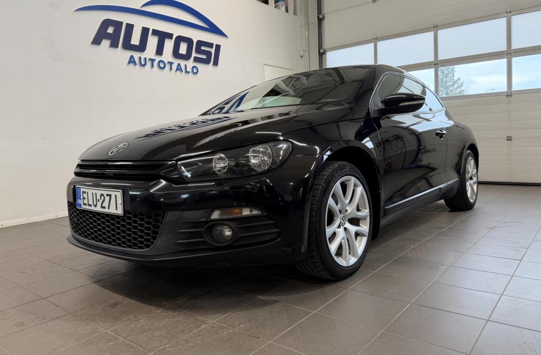 VOLKSWAGEN Scirocco 2011