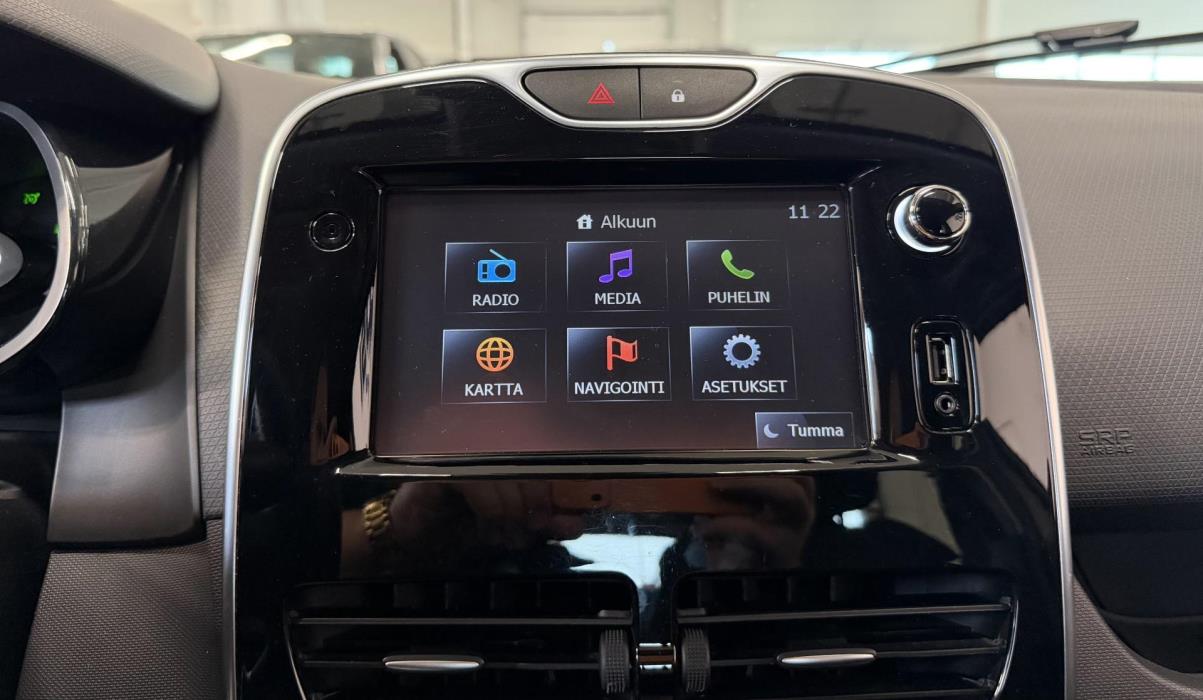RENAULT Clio 2015
