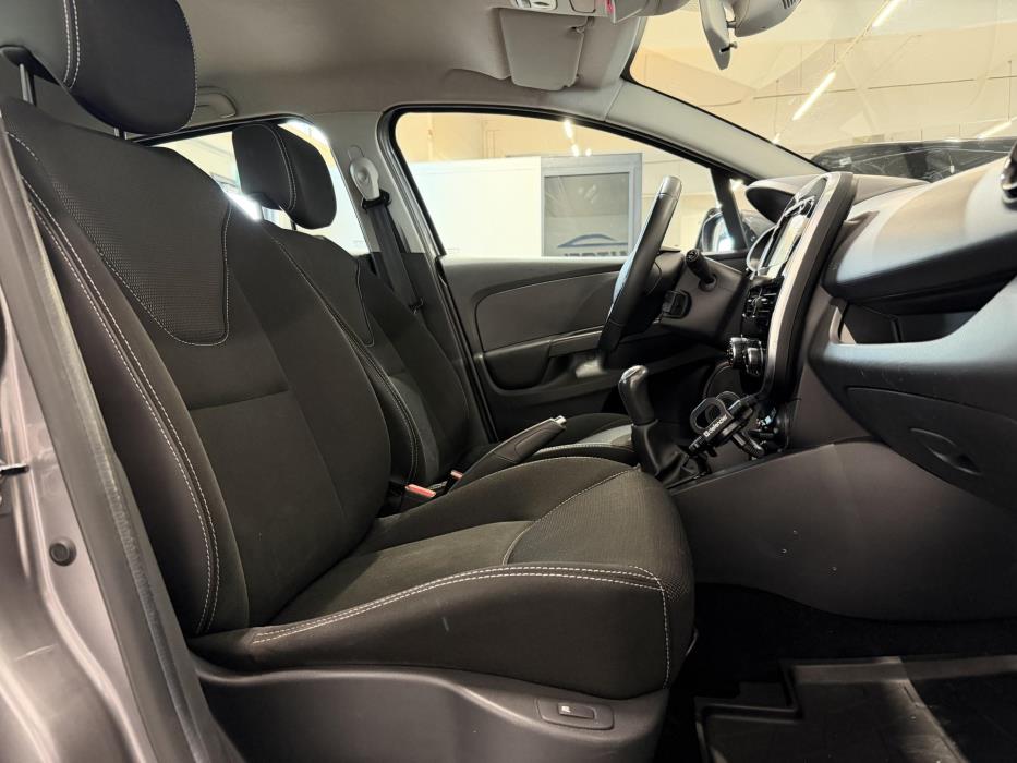 RENAULT Clio 2015