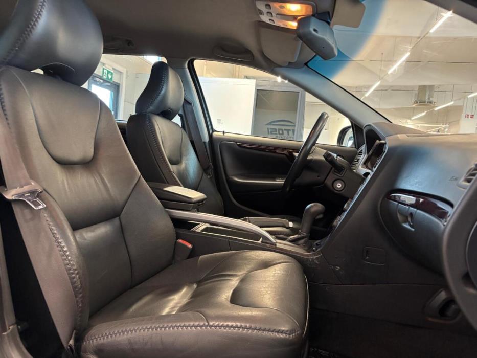 VOLVO XC70 2002
