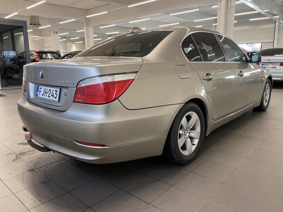 BMW 520 2009