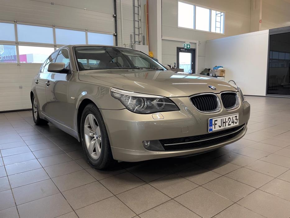 BMW 520 2009
