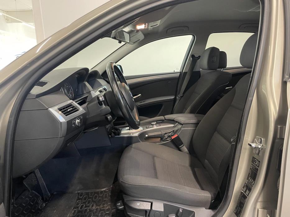 BMW 520 2009