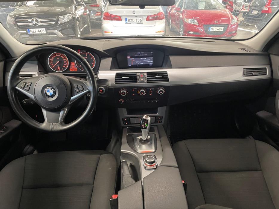 BMW 520 2009