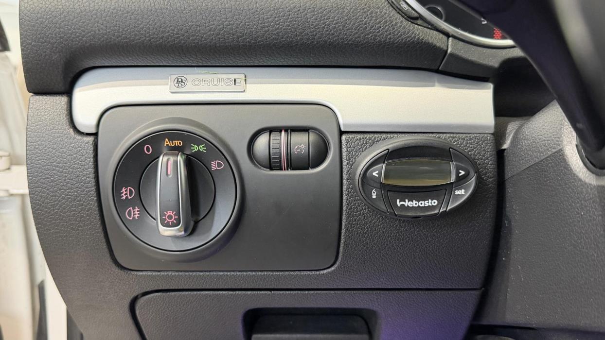 VOLKSWAGEN Golf 2011