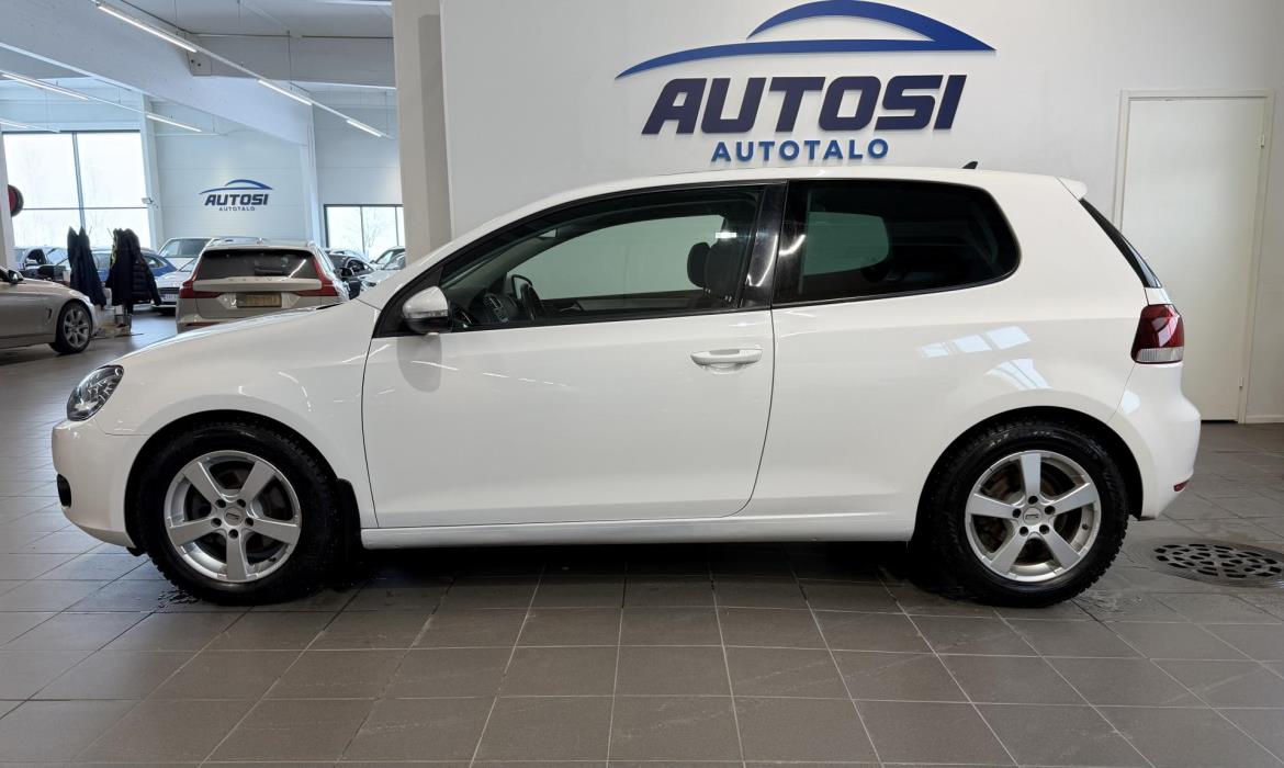 VOLKSWAGEN Golf 2011