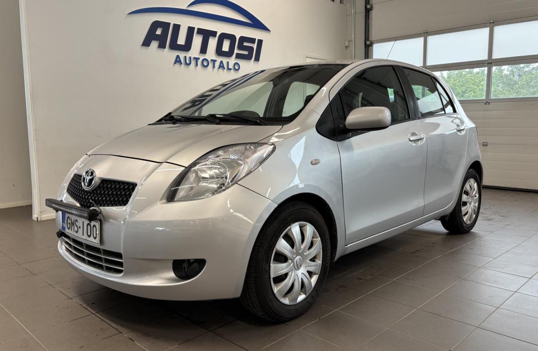 TOYOTA Yaris 2007