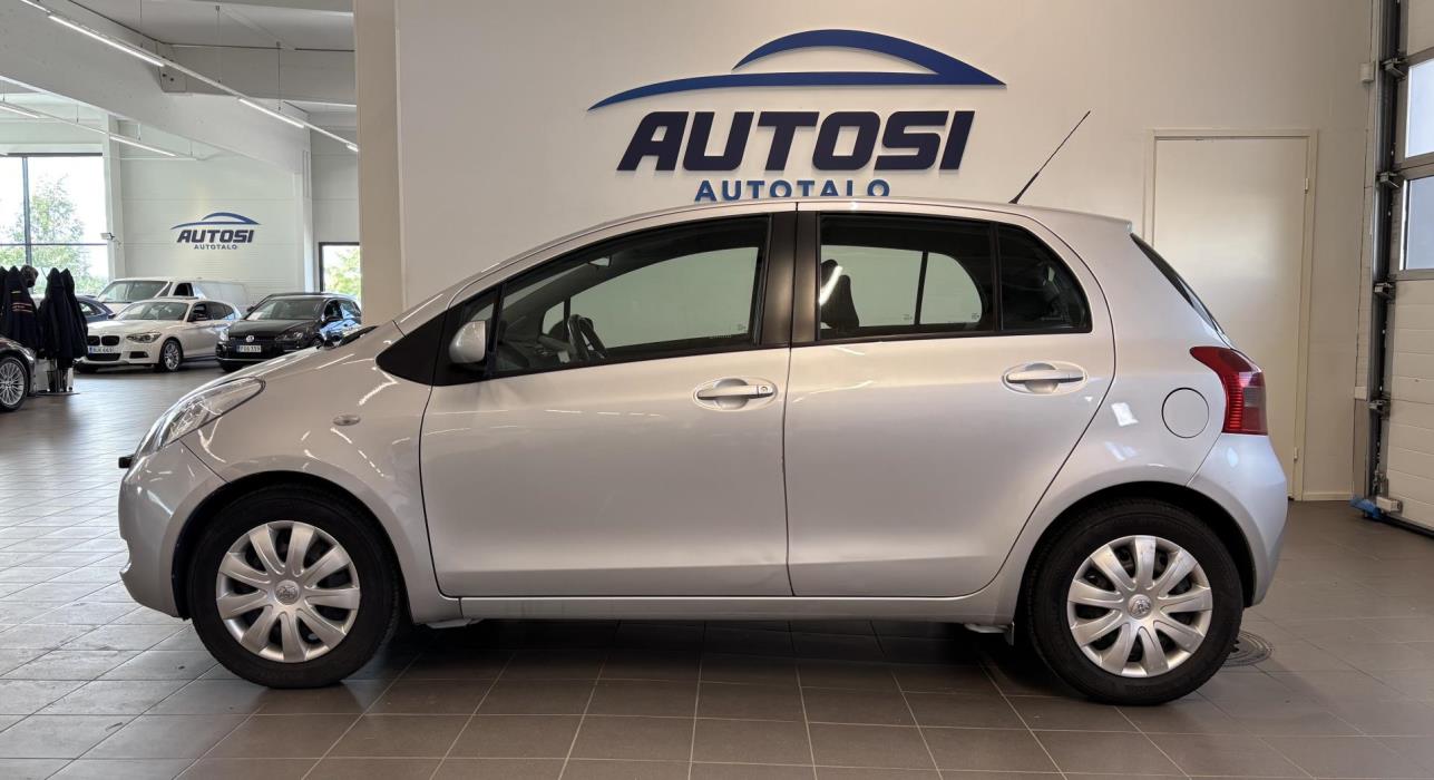 TOYOTA Yaris 2007