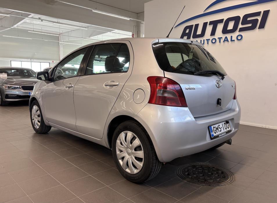 TOYOTA Yaris 2007