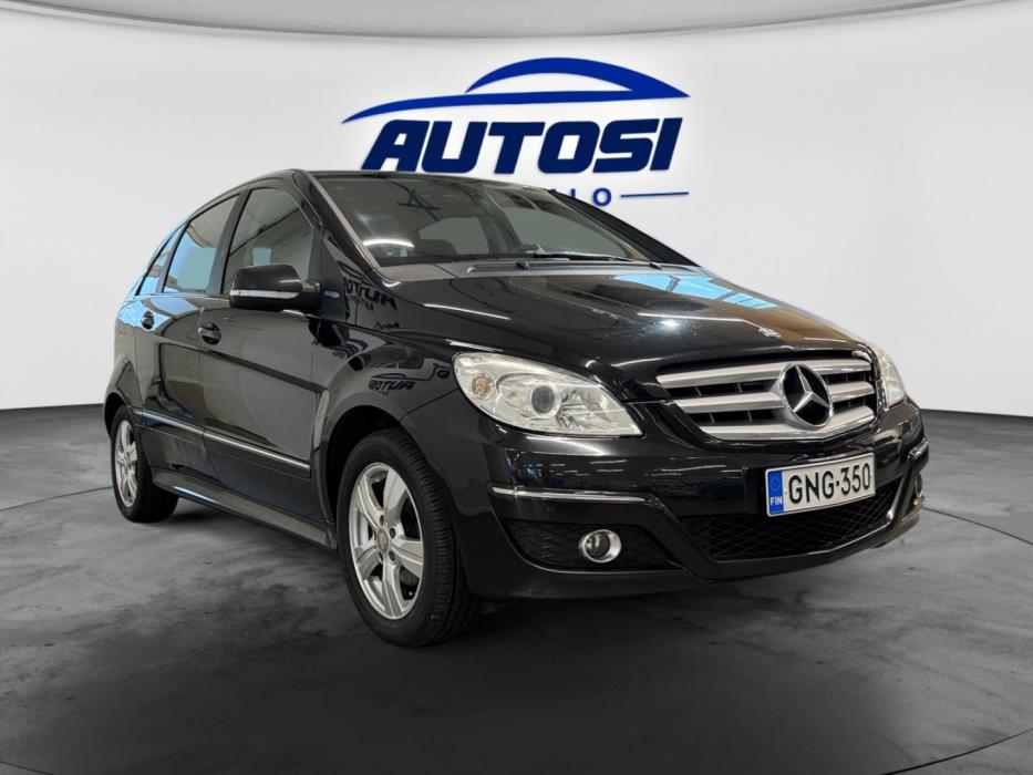 MERCEDES-BENZ B 2011