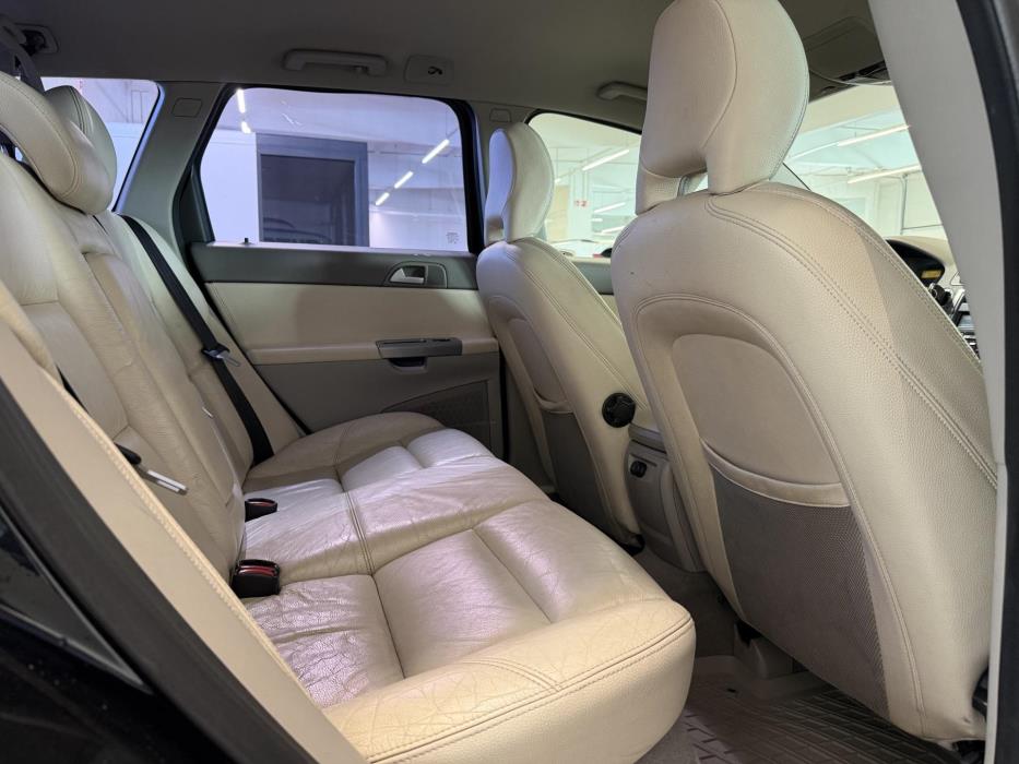 VOLVO V50 2006