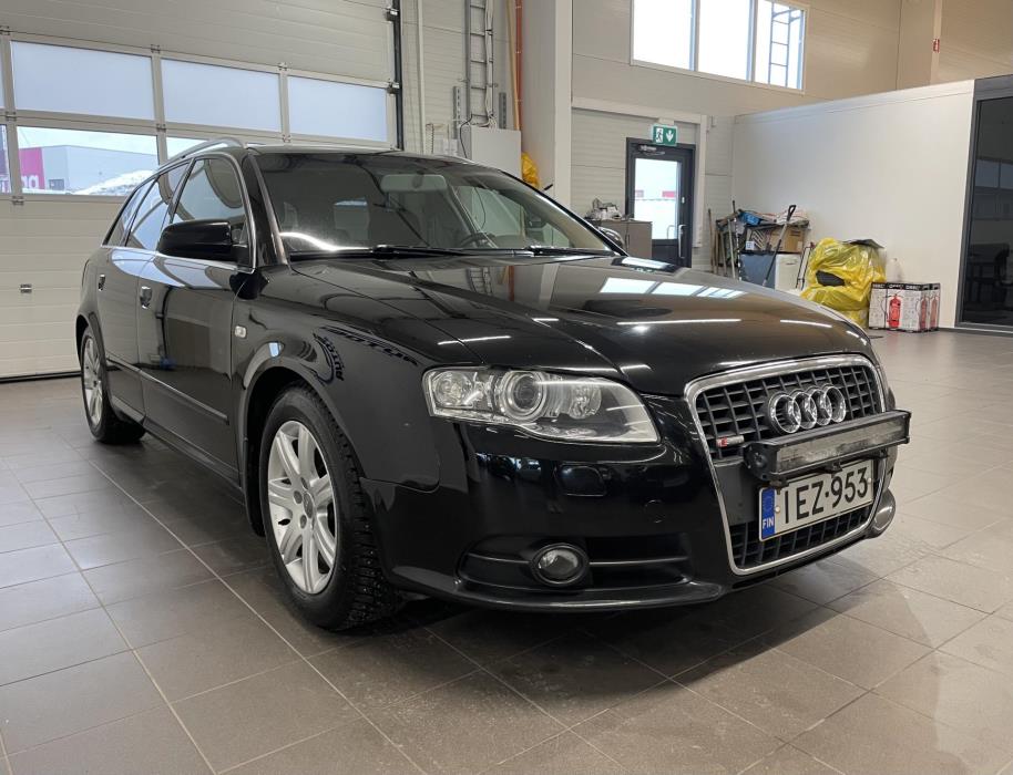 AUDI A4 2008