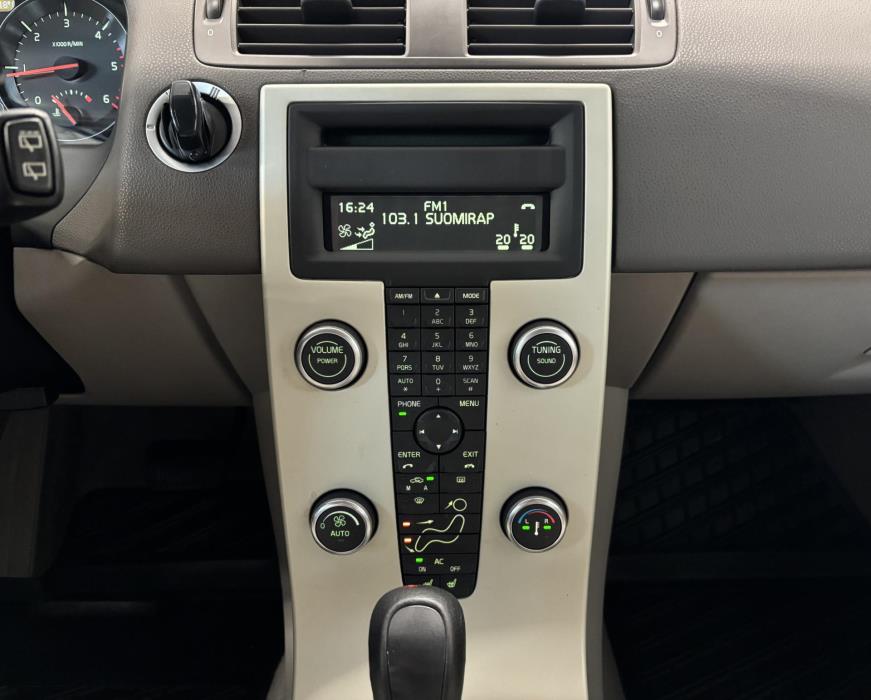 VOLVO V50 2009
