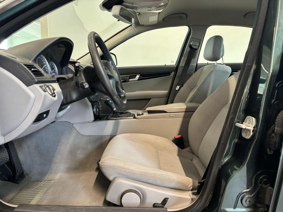 MERCEDES-BENZ C 2008