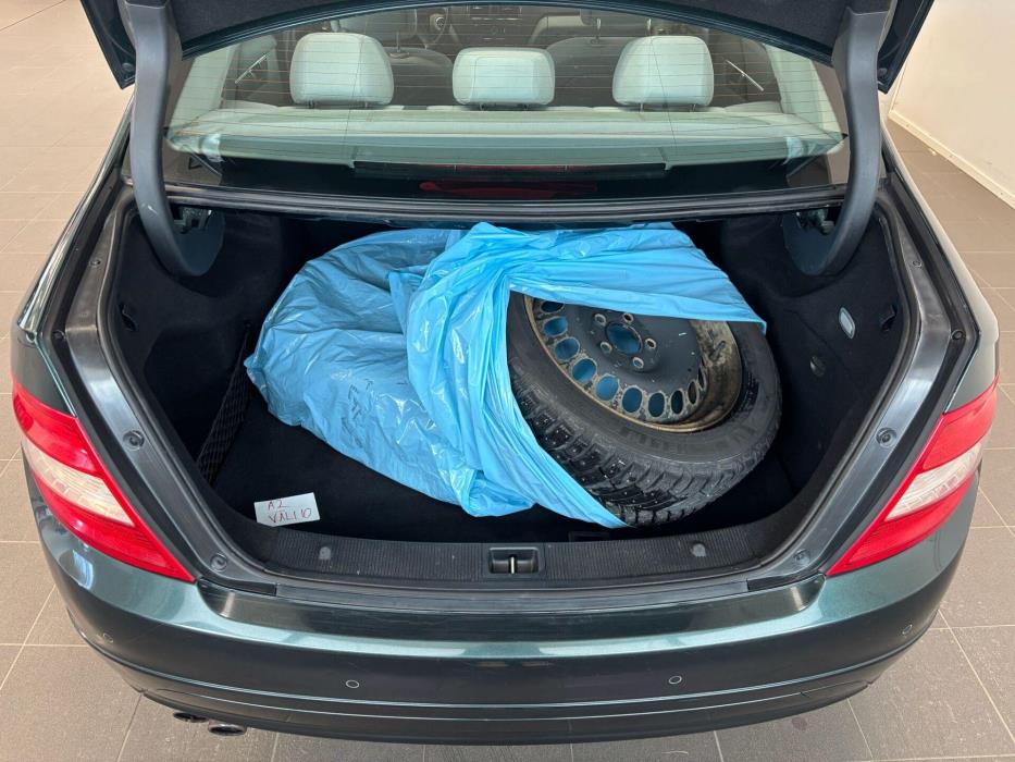 MERCEDES-BENZ C 2008