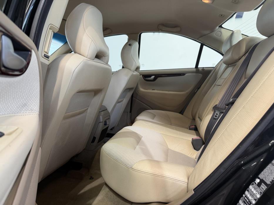 VOLVO S60 2004