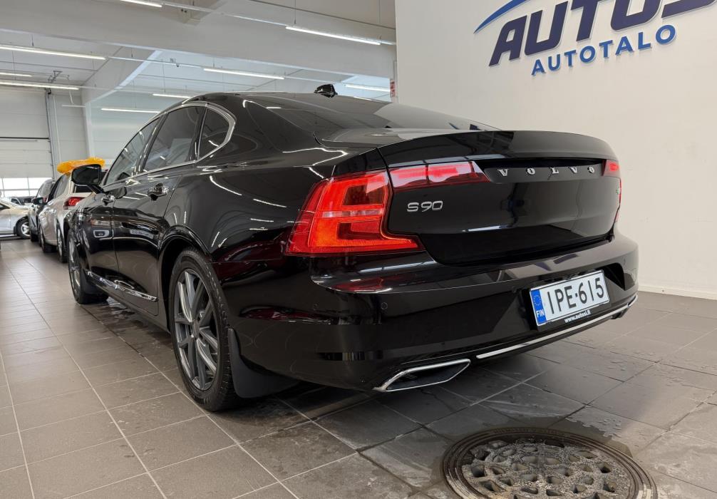VOLVO S90 2018