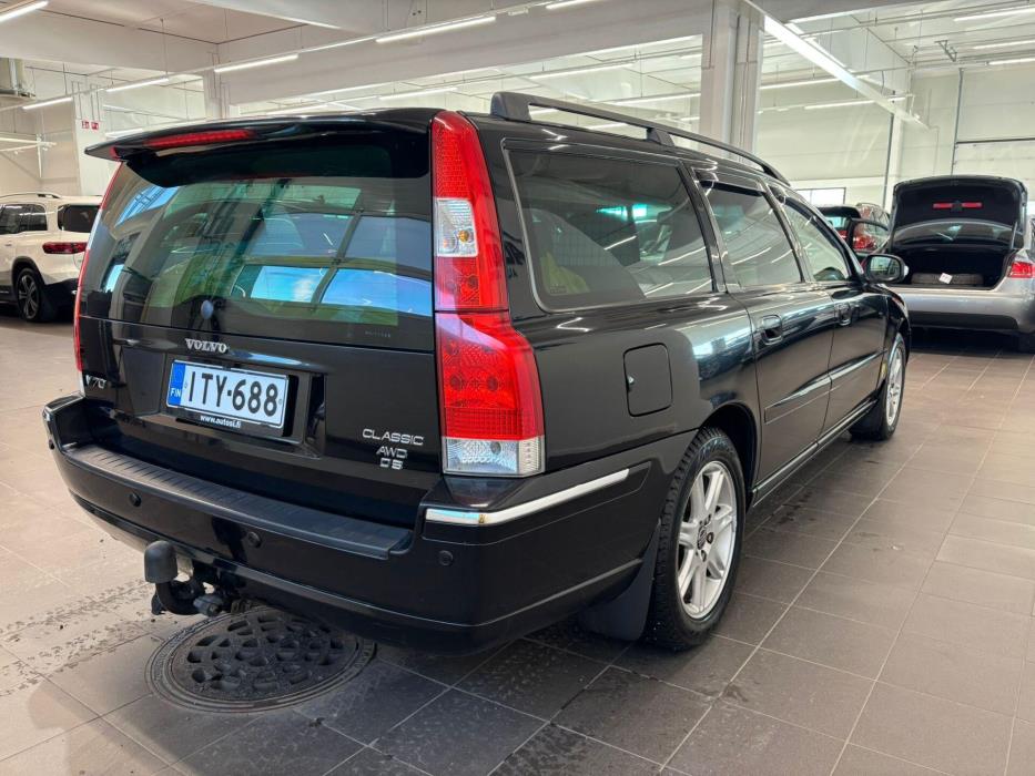 VOLVO V70 2007