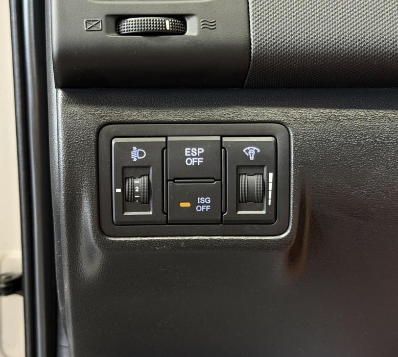 HYUNDAI i30 2011