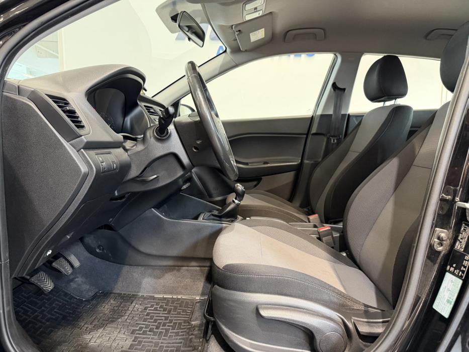 HYUNDAI i20 2017