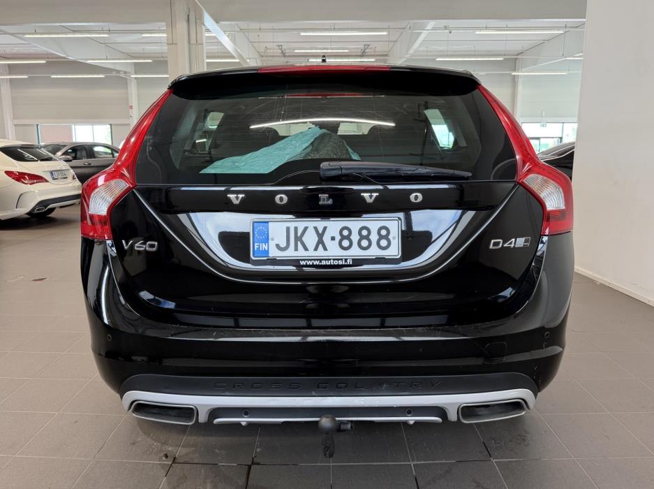 VOLVO V60 Cross Country 2018