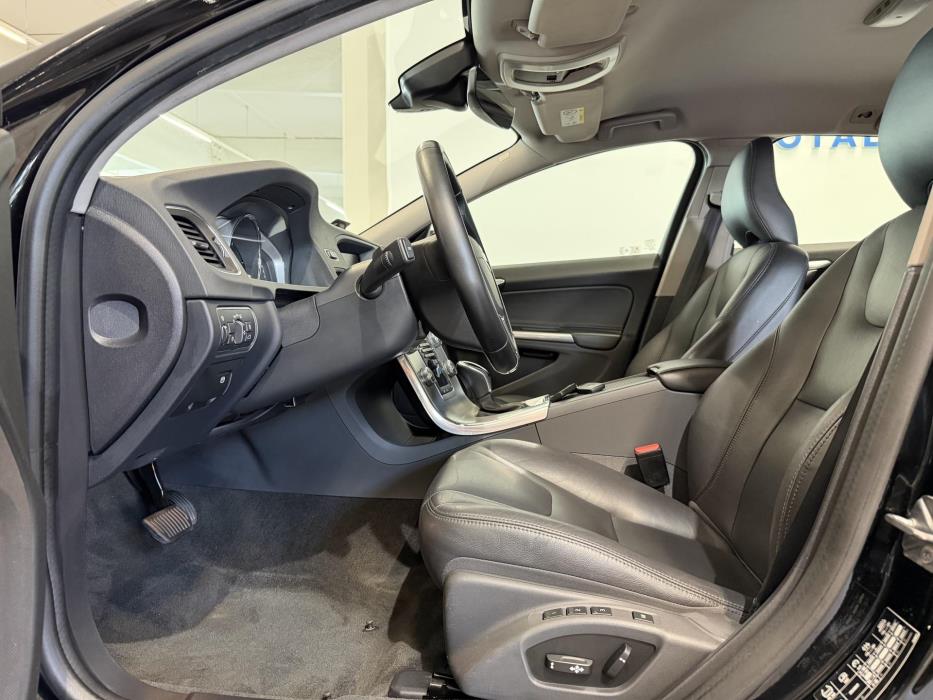 VOLVO V60 Cross Country 2018