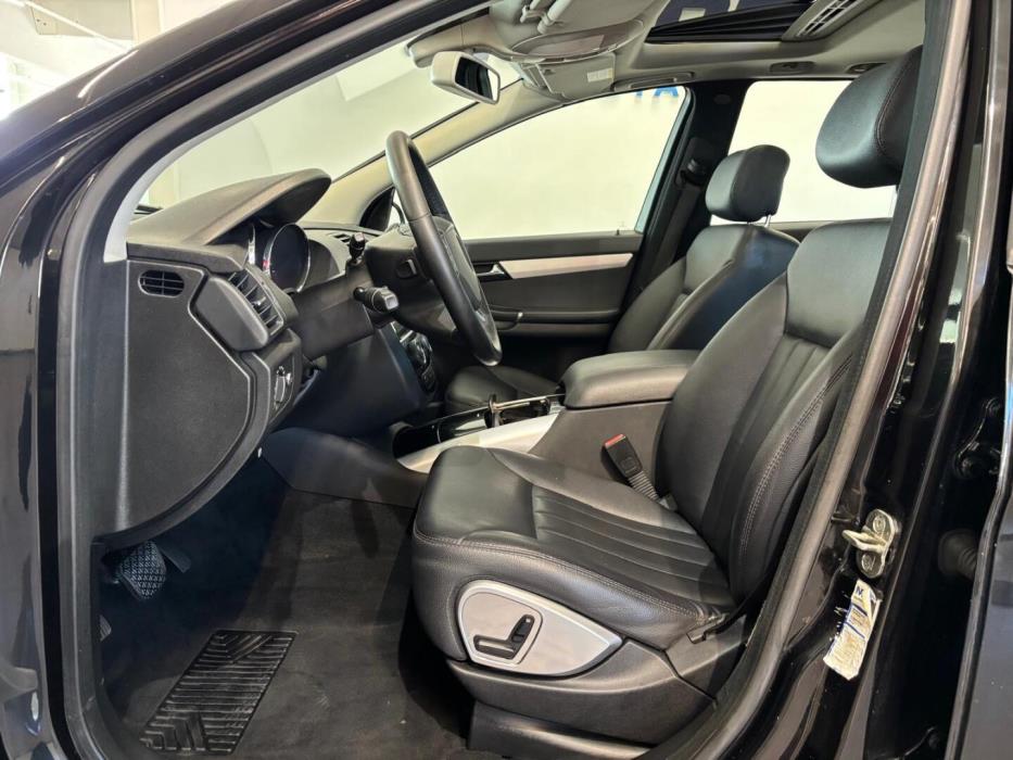 MERCEDES-BENZ R 2007