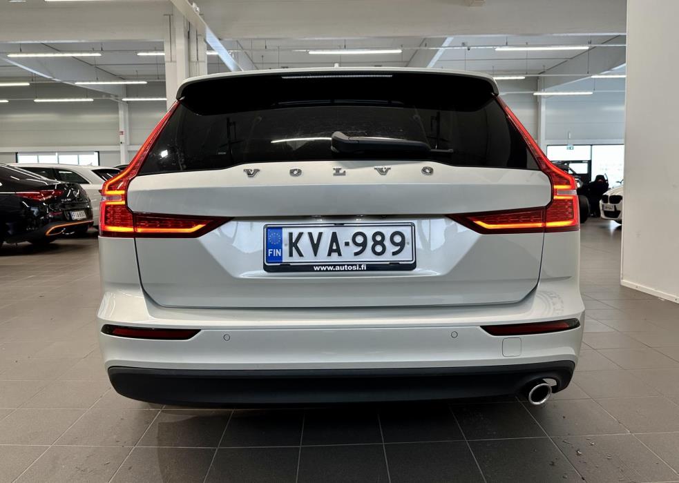 VOLVO V60 2019
