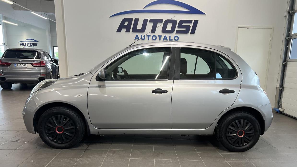 NISSAN Micra 2010